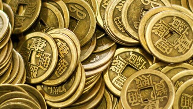 Amulety čínskych mincí pre šťastie