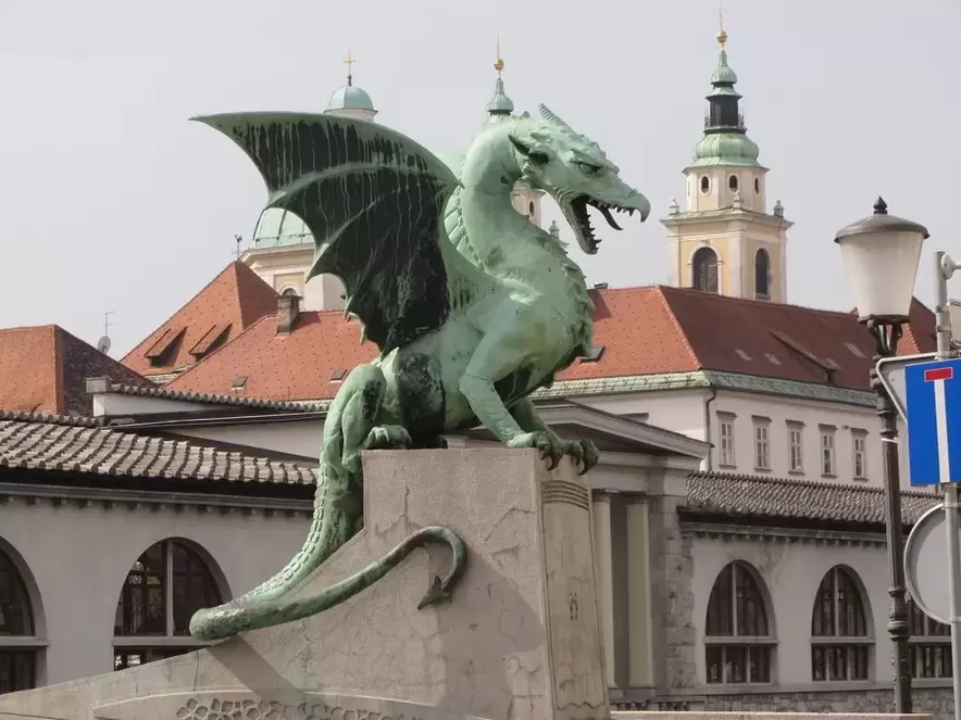 amulet šťastia - drak